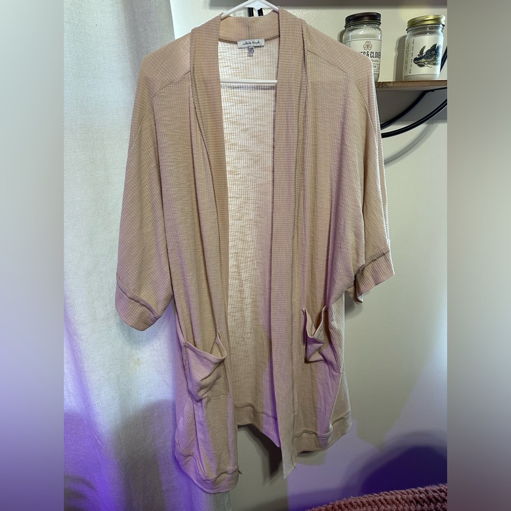 Women’s lightweight cardigan